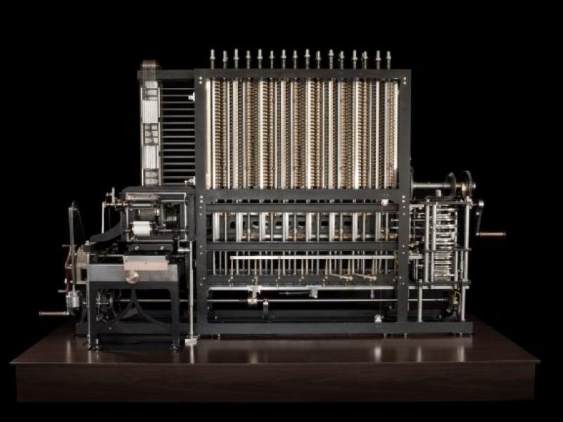 ilustrační fotografie prvního počítacího stroje